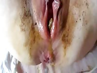 [ Shit Fetish Video ] Chubby slut with gross pussy forces out large crap