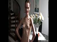 Skinny teen are nude and posing 